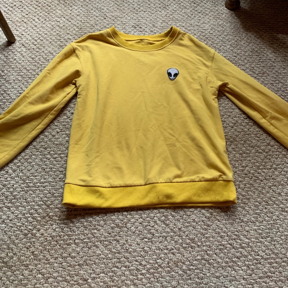 Yellow Sweatshirt with Alien head